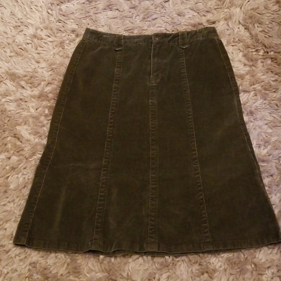 Eddie Bauer Dresses & Skirts - EDDIE BAUER OLIVE GREEN SKIRT Eddie Bauer Dresses & Skirts - EDDIE BAUER OLIVE GREEN SKIRT
